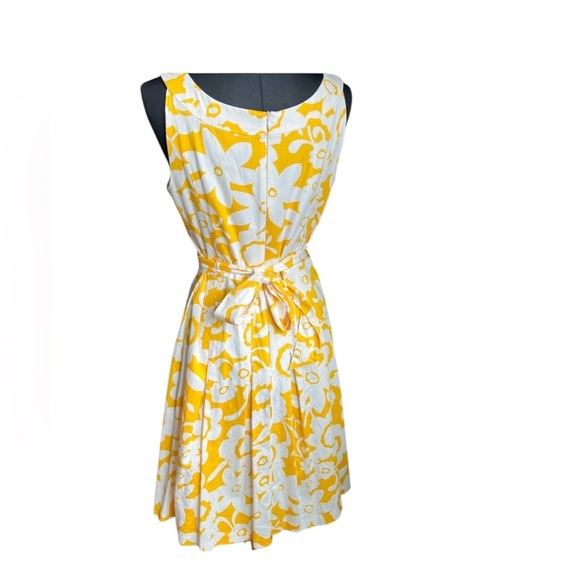 Connected Apparel Floral Yellow White Dress Belted Sleeveless Pleated 12 - Picture 2 of 10